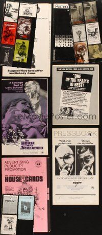 2s071 LOT OF 21 CUT PRESSBOOKS '60s-70s great advertising images from a variety of movies!