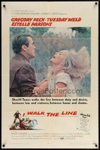 2t473 I WALK THE LINE 1sh '70 c/u of Gregory Peck with Tuesday Weld in grass, John Frankenheimer