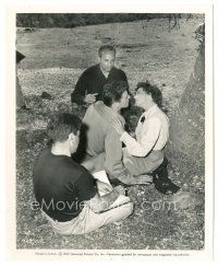 2x018 ALL MY SONS candid 8x10 still '48 director Reis shows Burt Lancaster & Horton how to kiss!