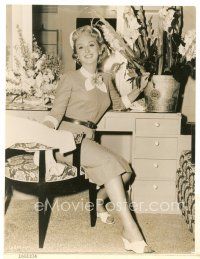 2x143 CELESTE HOLM 7.25x9.5 still '55 surrounded by flowers in her dressing room from Tender Trap!