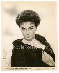 2x443 JEAN SIMMONS 8.25x10 still '63 c/u of the sexy star wearing velvet in Footsteps in the Fog!