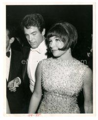 2x963 WARREN BEATTY/SHIRLEY MACLAINE 8.25x10 still '68 brother & sister dressed up for the Oscars!
