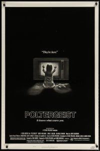 2z601 POLTERGEIST style B 1sh '82 Tobe Hooper, classic, they're here, Heather O'Rourke by TV!