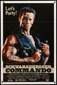 3b170 COMMANDO 1sh '85 cool image of Arnold Schwarzenegger in camo, let's party!