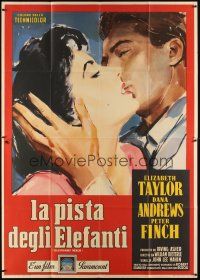 3c043 ELEPHANT WALK Italian 2p '54 different art of Liz Taylor & Peter Finch kissing by Casaro!
