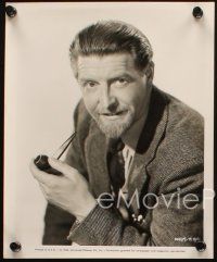 3d984 ROGER LIVESEY 2 8x10 stills '46 with jacket and pipe from A Matter of Life and Death!