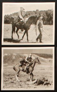 3d553 TRIBUTE TO A BAD MAN 8 deluxe 8x10 stills '56 great images of cowboy James Cagney!