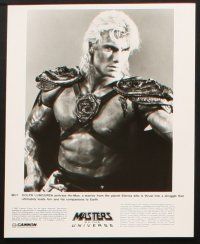 3d253 MASTERS OF THE UNIVERSE presskit w/ 7 stills '87 great images of Dolph Lundgren as He-Man!