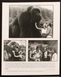 3d363 MIGHTY JOE YOUNG presskit w/ 5 stills '98 Charlize Theron, Bill Paxton & giant ape in L.A.!