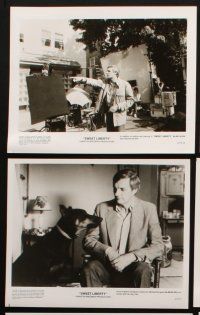 3d162 SWEET LIBERTY presskit w/ 10 stills '86 cool images of director/star Alan Alda, Bob Hoskins!