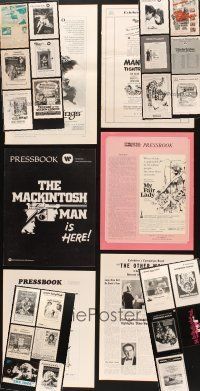 3g039 LOT OF 29 UNCUT PRESSBOOKS '60s-70s great advertising images from a variety of movies!