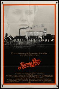 3h667 NORMA RAE 1sh '79 Sally Field in the story of a woman with the courage to risk everything!