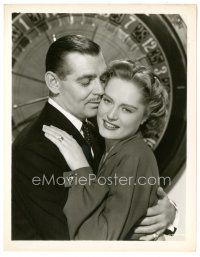 3k040 ANY NUMBER CAN PLAY 8x10.25 still '49 Clark Gable & Alexis Smith by roulette wheel on wall!