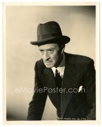 3k362 H.B. WARNER 8x10 still '30s intense close up of the English actor in suit, tie & hat!