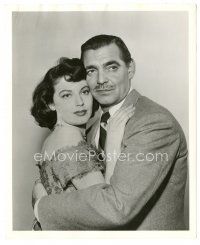 3k398 HUCKSTERS 8x10 key book still '47 romantic close up of Clark Gable & beautiful Ava Gardner!