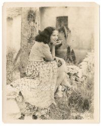 3k545 LUPE VELEZ 8x10 still '20s pretty close up seated outdoors smiling & smoking!