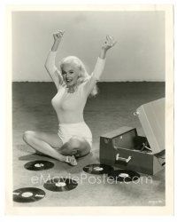3k553 MAMIE VAN DOREN deluxe 8x10 still '57 the sexy blonde bombshell on floor with MGM records!