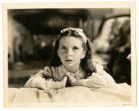3k561 MARGARET O'BRIEN 8x10.25 still '43 cute close up of the child actress praying from Lost Angel!