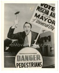 3k614 MISCHA AUER 8x10 still '30s wacky candid portrait campaigning for mayor of Universal City!