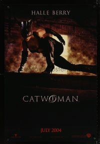 3p138 CATWOMAN teaser DS 1sh '04 Halle Berry in super sexy leather suit!