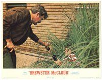 3y338 BREWSTER McCLOUD LC #3 '71 Robert Altman, Bert Remsen shows badge to Bud Cort hiding in bush!