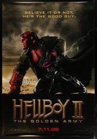 3z221 HELLBOY II: THE GOLDEN ARMY DS bus stop '08 Ron Perlman is the good guy!