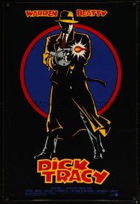 4b207 DICK TRACY DS 1sh '90 art of detective Warren Beatty firing tommy gun!