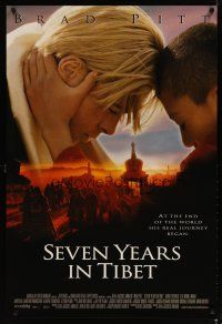 4b688 SEVEN YEARS IN TIBET int'l DS 1sh '97 adventurer Brad Pitt, Jean-Jacques Annaud!