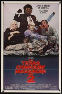 4b775 TEXAS CHAINSAW MASSACRE PART 2 family style 1sh '86 Tobe Hooper horror sequel, cast portrait!