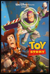 4b792 TOY STORY DS 1sh '95 Disney & Pixar cartoon, great image of Buzz & Woody flying!