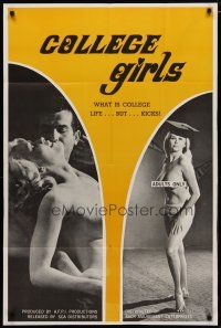 4d208 COLLEGE GIRLS 1sh '70 Lynda Styles, sexiest girl with cap, but no gown!