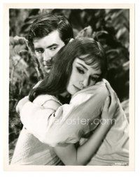 4p476 GREEN MANSIONS 8x10.25 still '59 c/u of Audrey Hepburn & Anthony Perkins embracing!