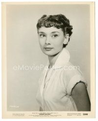 4p504 ROMAN HOLIDAY 8x10.25 still '53 waist-high portrait of beautiful Audrey Hepburn!