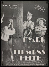 4r357 FILMENS HELTE Danish R80s cool image of old time cowboys & film cameraman!