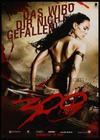 4r028 300 German '07 Zack Snyder directed, cool image of sexy Lena Headly as Queen!