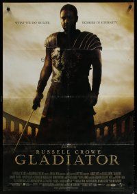 4r063 GLADIATOR Lebanese '00 Ridley Scott, cool image of Russell Crowe in the Coliseum!