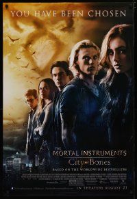 4s508 MORTAL INSTRUMENTS: CITY OF BONES advance DS 1sh '13 a world hidden within our own!