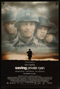 4s640 SAVING PRIVATE RYAN 1sh '98 Steven Spielberg, Tom Hanks, the mission is a man!