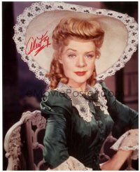 4t515 ALICE FAYE signed color 8x10 REPRO still '90s smiling waist high portrait with huge hat!