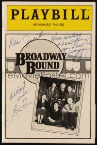 4t098 LINDA LAVIN signed playbill '87 when she appeared on stage in Broadway Bound!