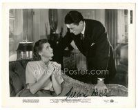 4t345 GREGORY PECK signed 8x10.25 still '47 close up with Dorothy McGuire in Gentlemen's Agreement!