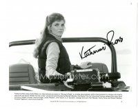 4t399 KATHARINE ROSS signed 8x10.25 still '82 great close up in jeep from Wrong Is Right!