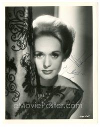 4t501 TIPPI HEDREN signed 8x10 still '63 wonderful publicity photo from Hitchcock's The Birds!