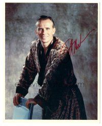 4t710 PETER WELLER signed color 8x10 REPRO still '90s smiling & wearing robe while holding chair!