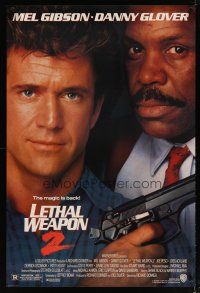 4z477 LETHAL WEAPON 2 1sh '89 great close-up image of cops Mel Gibson & Danny Glover!