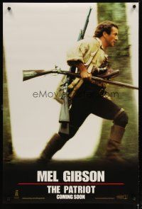4z584 PATRIOT int'l teaser DS 1sh '00 huge close up image of Mel Gibson running w/guns!