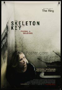 4z674 SKELETON KEY int'l advance DS 1sh '05 creepy horror image of pretty Kate Hudson!