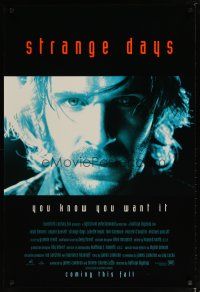 4z723 STRANGE DAYS advance 1sh '95 close-up of Ralph Fiennes, you know you want it!