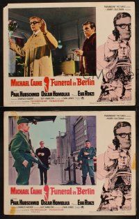 5c801 FUNERAL IN BERLIN 3 LCs '67 cool border art of Michael Caine pointing gun!
