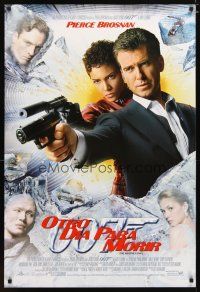 5f250 DIE ANOTHER DAY Spanish/U.S. style D DS 1sh '02 Pierce Brosnan as James Bond & Halle Berry as Jinx!